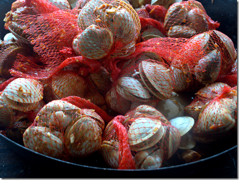 clams and chorizo 