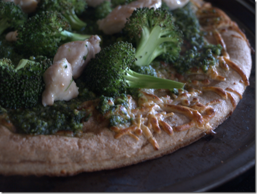 pesto broccoli chicken pizza