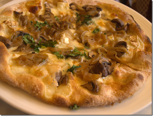 mushroom pizza 