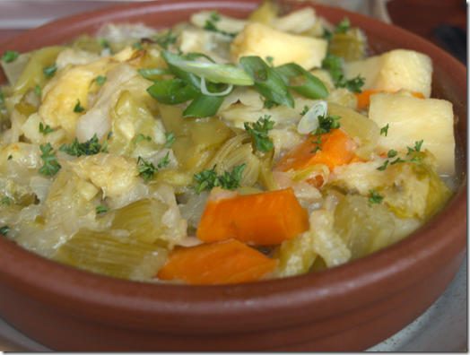 SEBZELI GUVEC (VEGETABLE CASSEROLE)