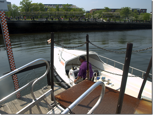 water taxi