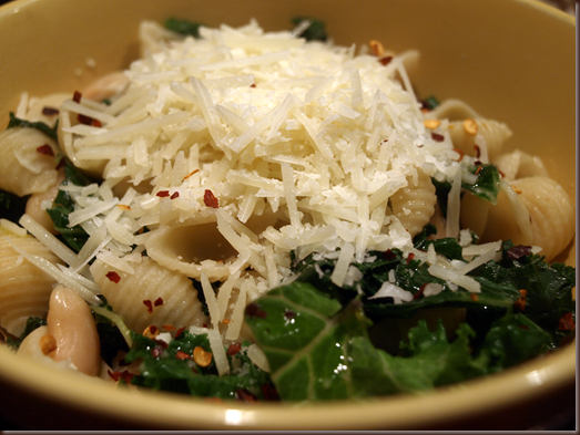 kale and white bean pasta