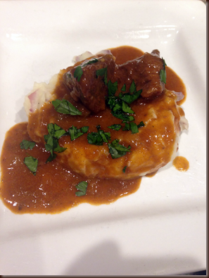 ‘Short Rib Style’ Braised Roast Beef with Garlic Mashed Potato 